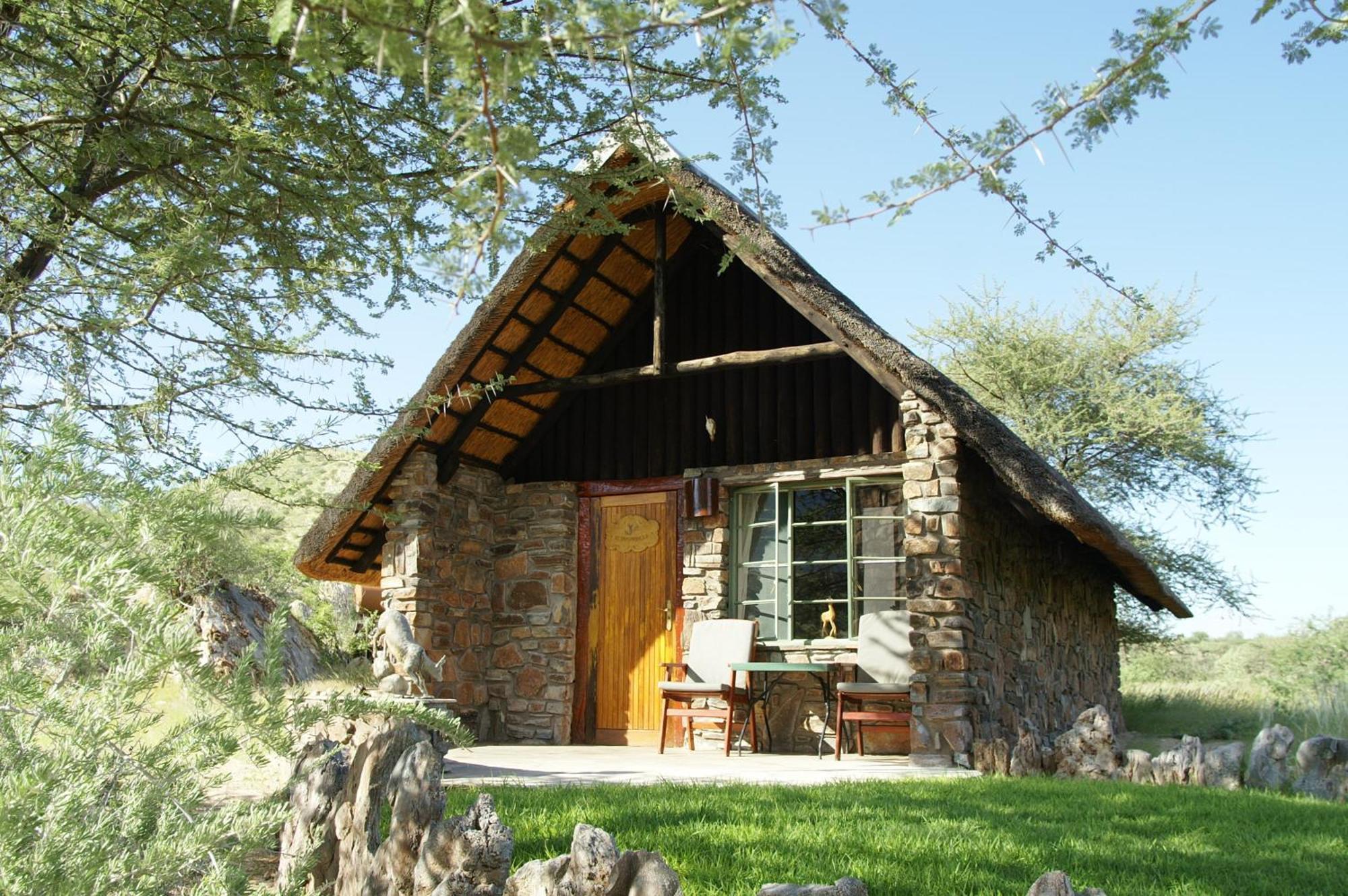 Etusis Lodge Usakos Exterior foto